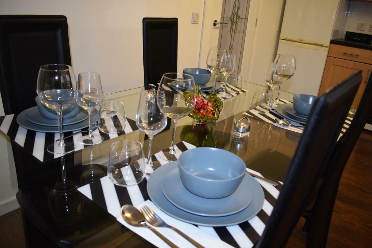Silverburn New House With Free Parking And Nice Garden Glasgow Exteriör bild